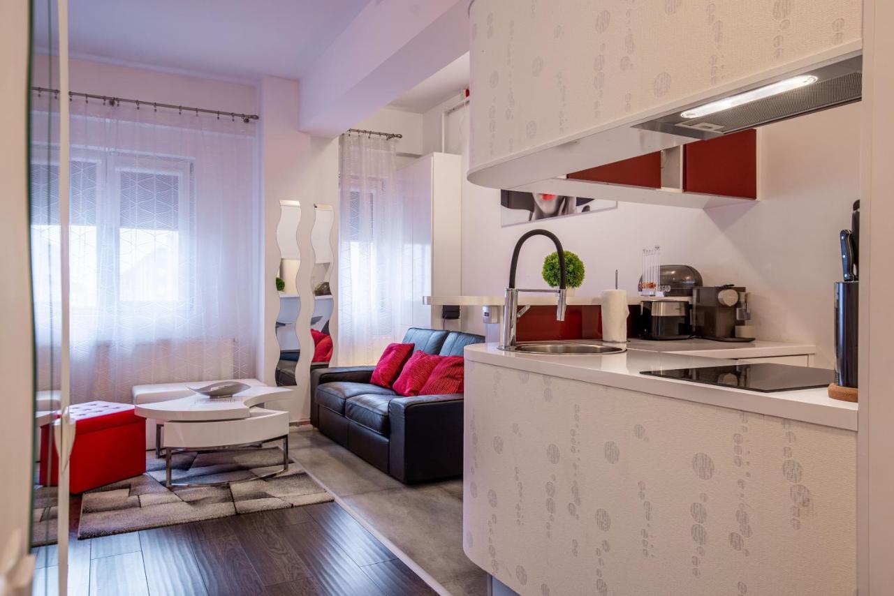 Studio Residence Militari M6 Roşu 外观 照片