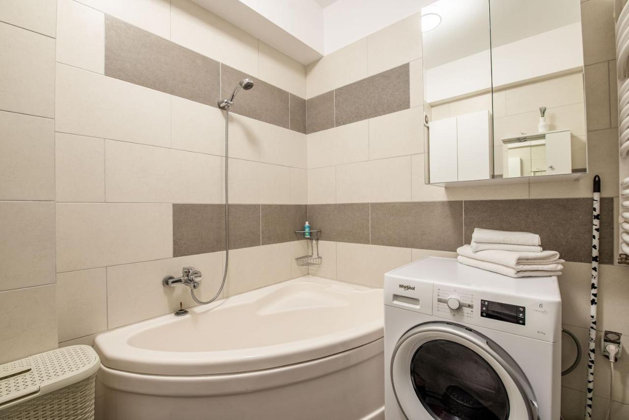 Studio Residence Militari M6 Roşu 外观 照片